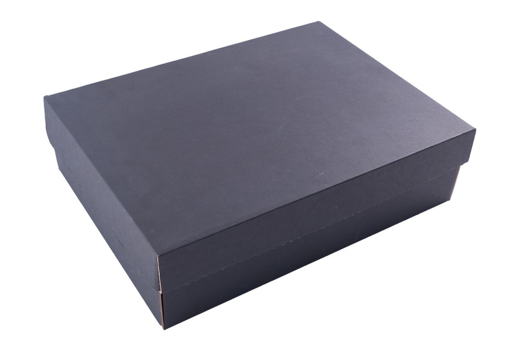 41 x 31 x 12 cm siyah kapaklı kutu